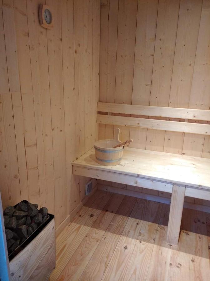 Sejour Au Jardin De Cupidon Avec Jacuzzi Et Sauna Balbigny Bagian luar foto